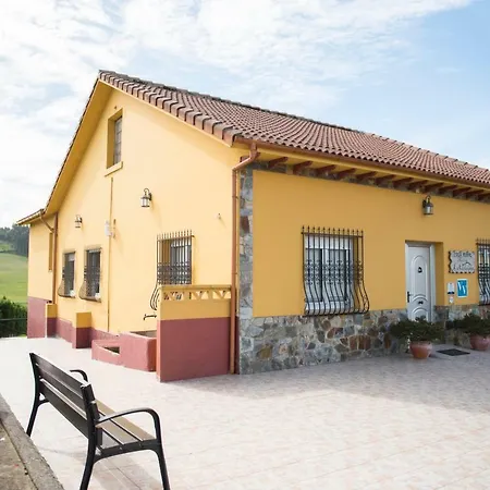 Maria La Carbayeda Country house
