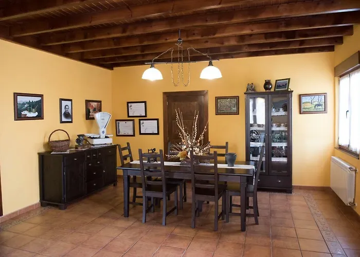 Maria La Carbayeda Casa rural Luanco