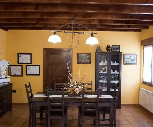 Casa rural Maria La Carbayeda *