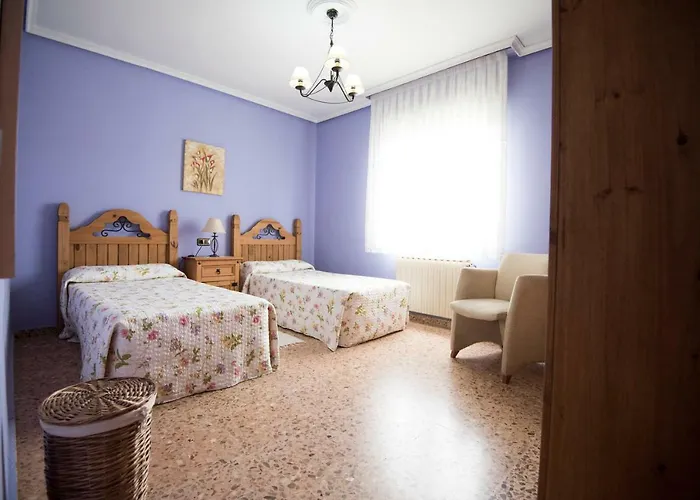 Maria La Carbayeda Luanco