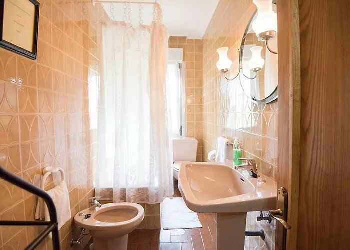 Maria La Carbayeda * Luanco