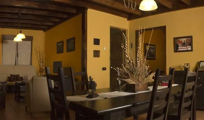 Maria La Carbayeda *